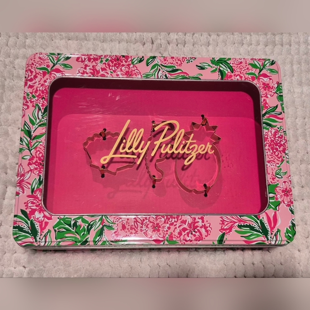 Lilly Pulitzer Pink and Gold Cookie Cutter Set